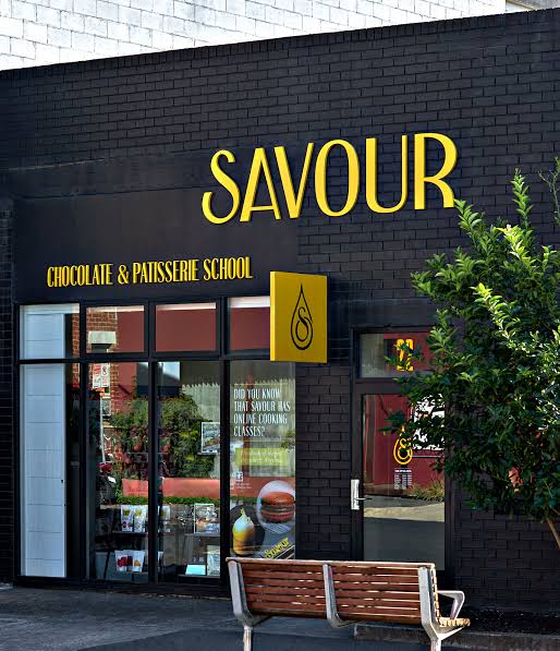 دانش‌آموخته مدرسه معتبر ساور استرالیا (Savour Chocolate & Patisserie School)